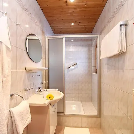 Ferienhaus-resi-ferienwohnung-typ-3 * كوسن